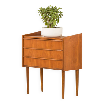 Petite commode en teck danois ou table de nuit, années 1960.