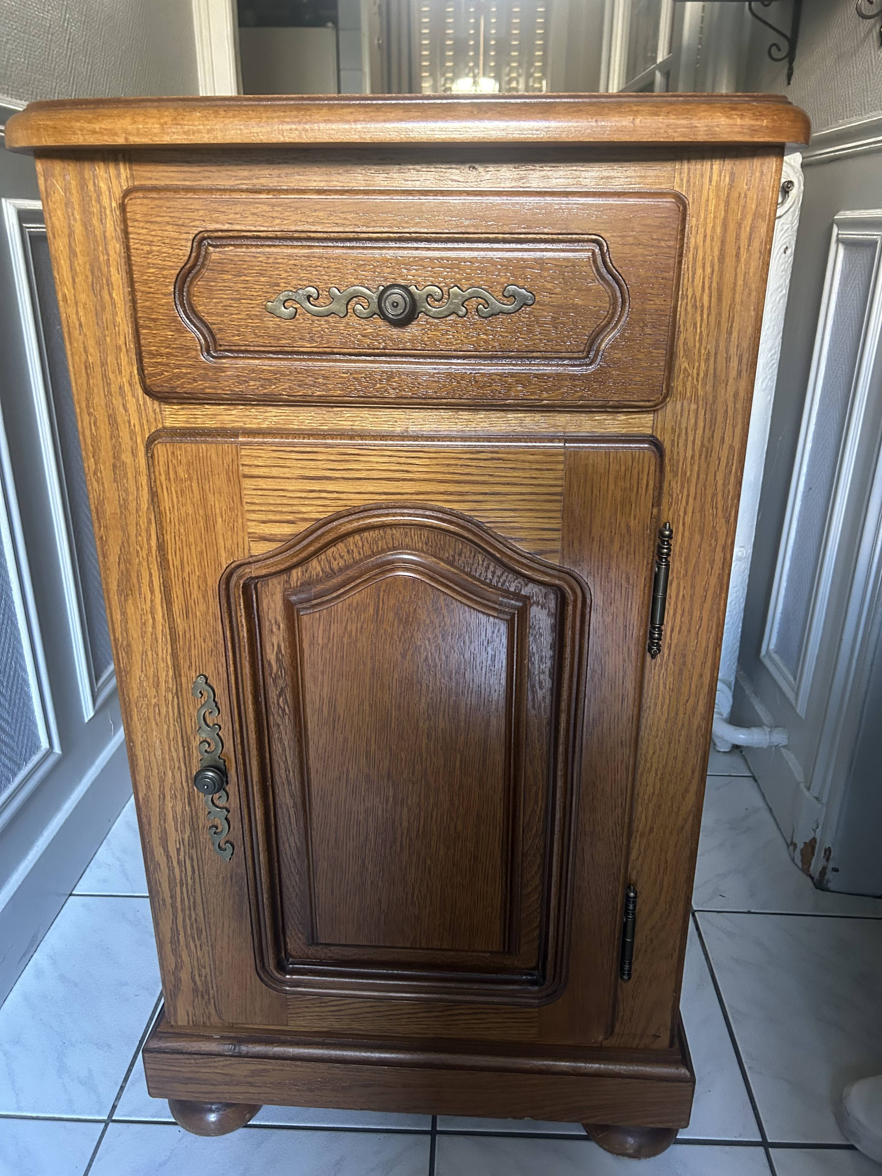 Side table or chest of drawers