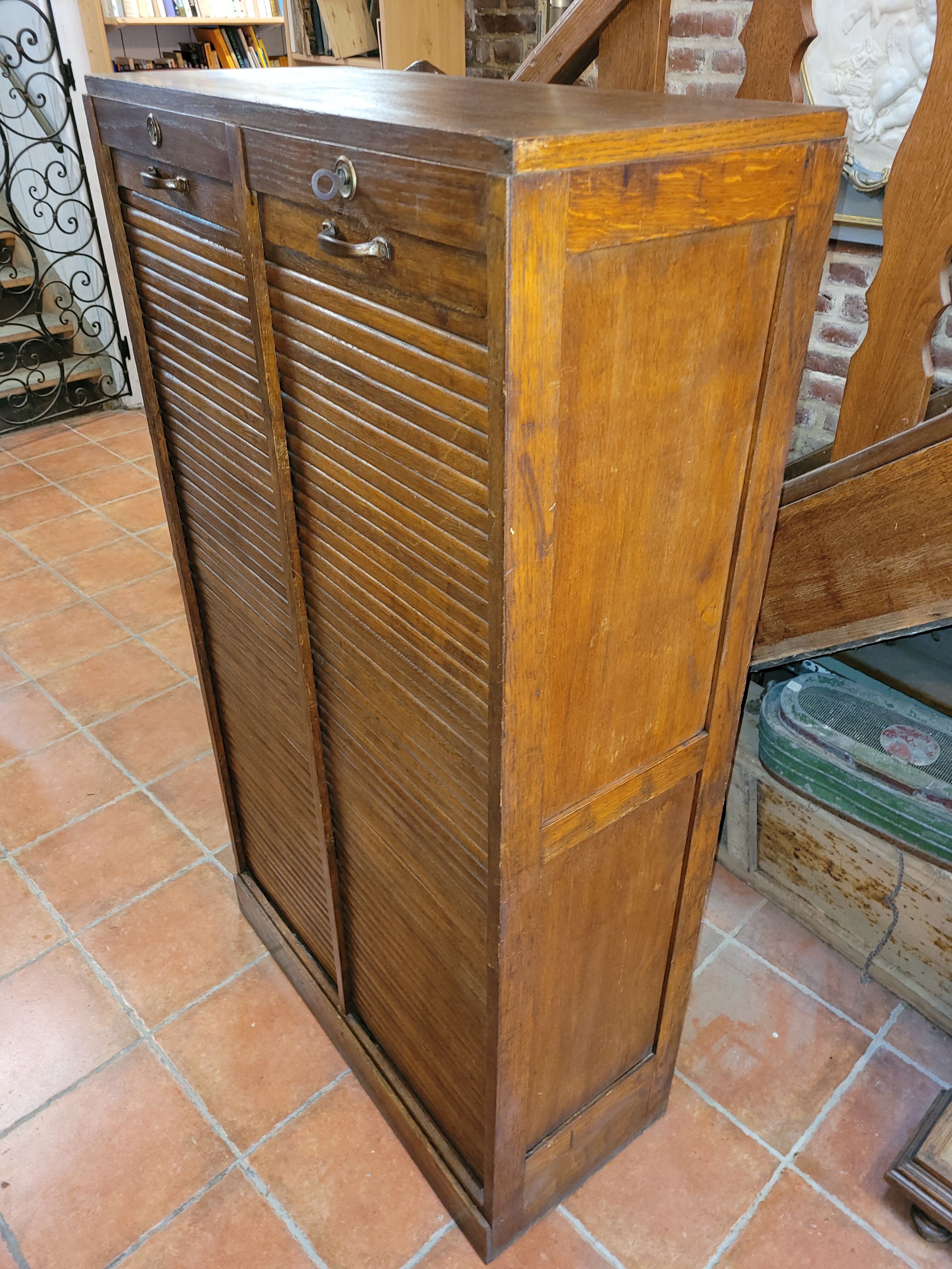 Double curtain binder