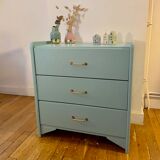 Vintage dresser