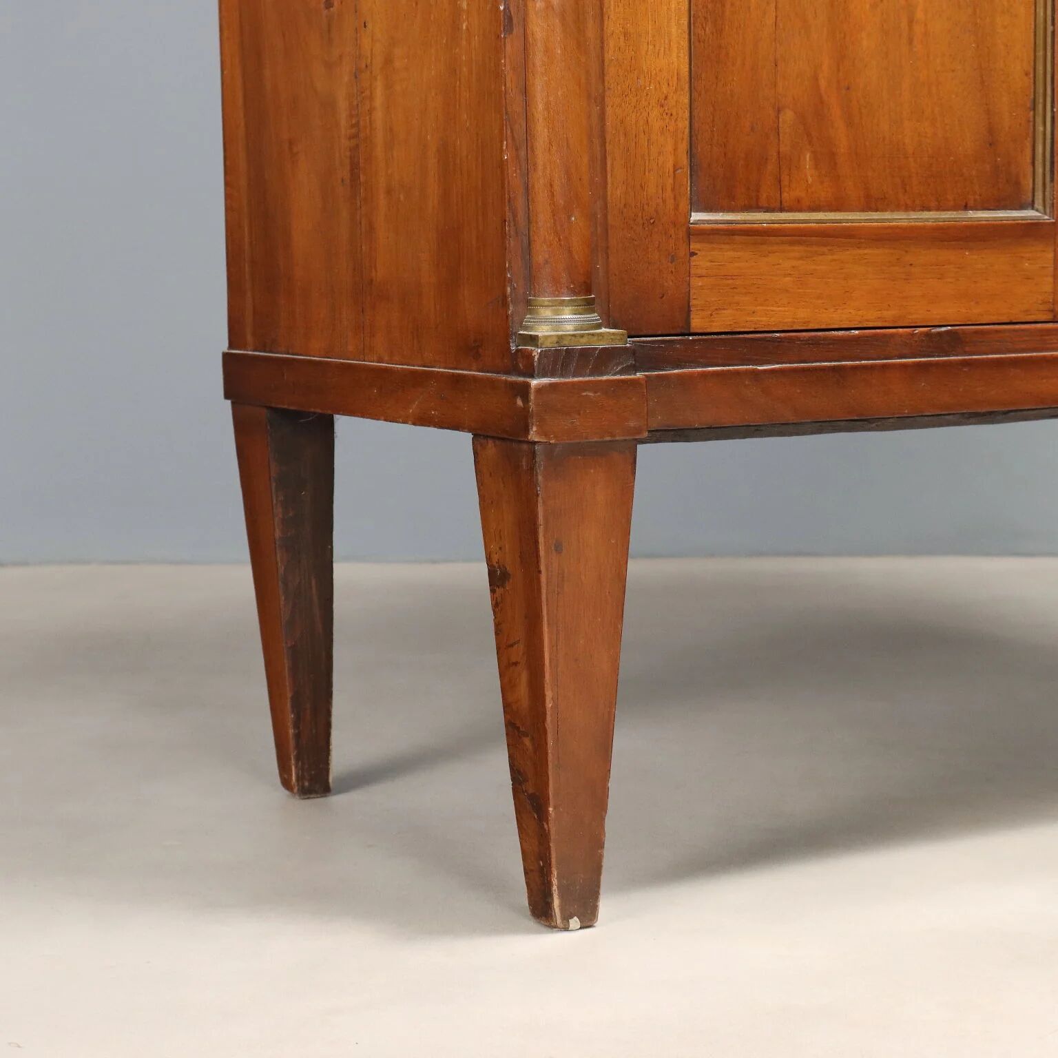 Ancient Empire secretary in walnut and bronze, Italy, 19th century