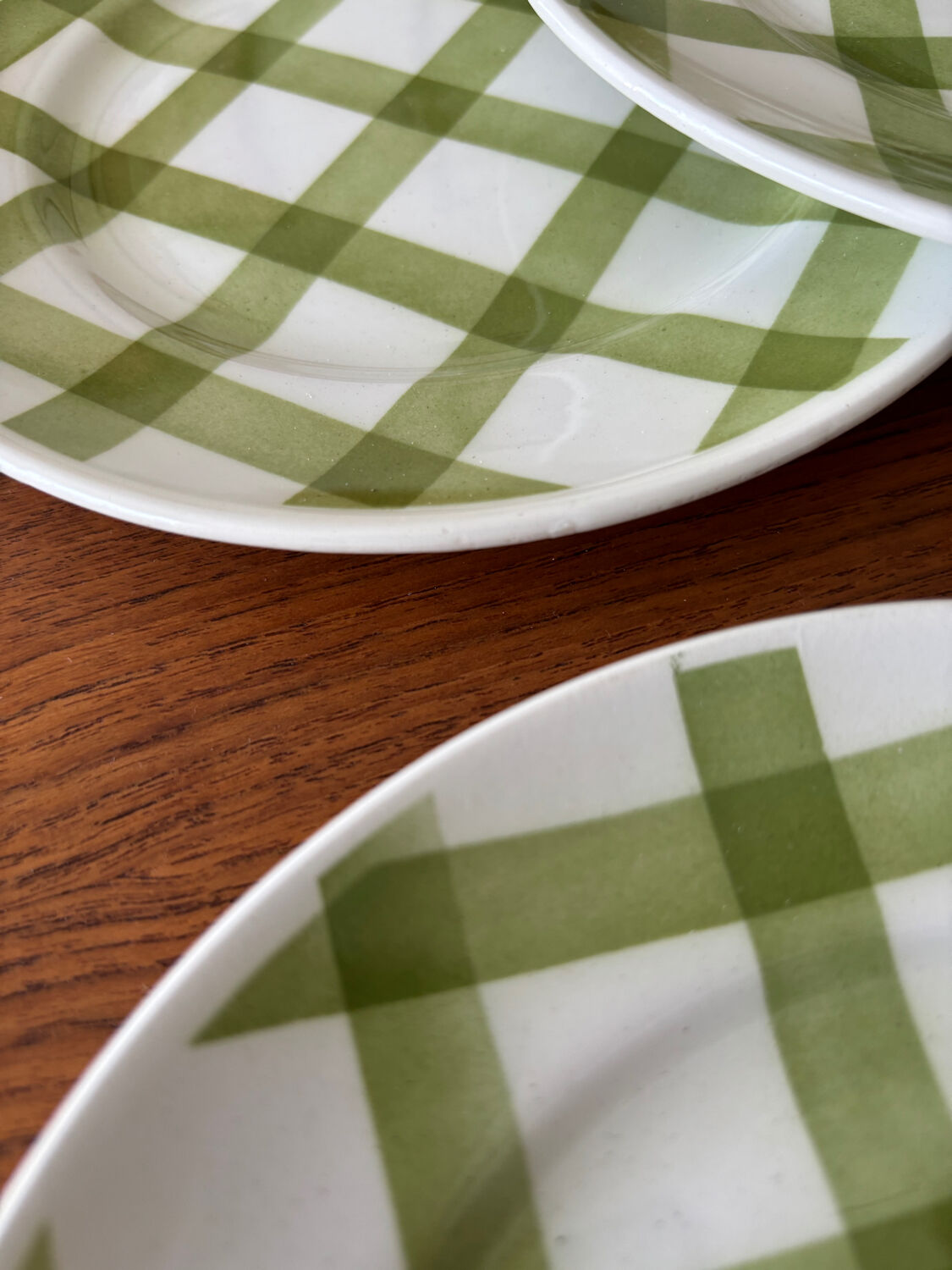 Lot of vintage checkered green dessert plates Moulin des Loups model.