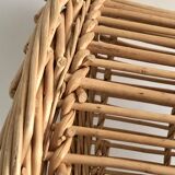 Round basket in woven wicker