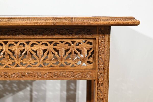 Table Orientale Pliante en Bois Exotique – Début XXe