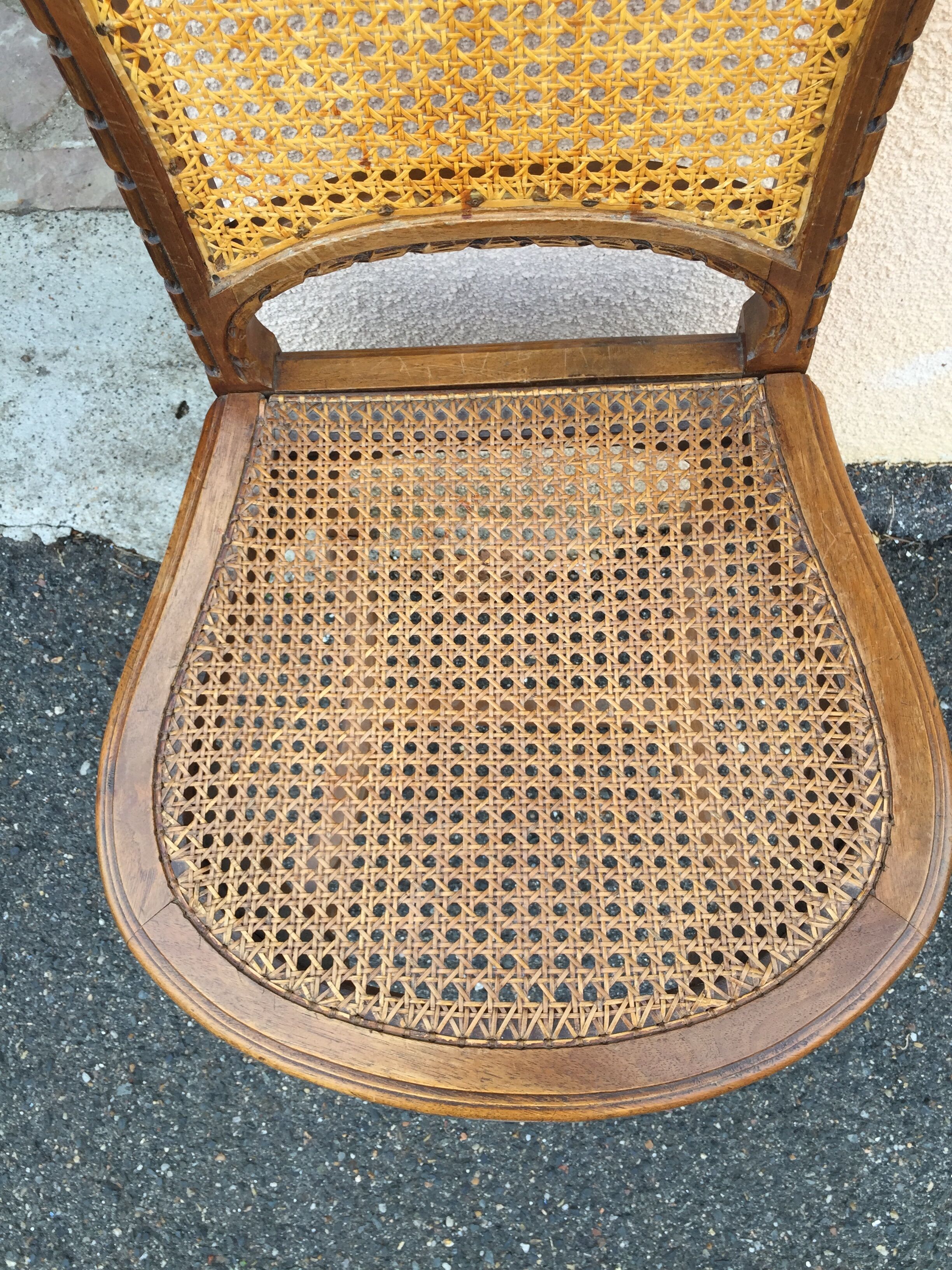 Set of 5 wooden chairs cane
