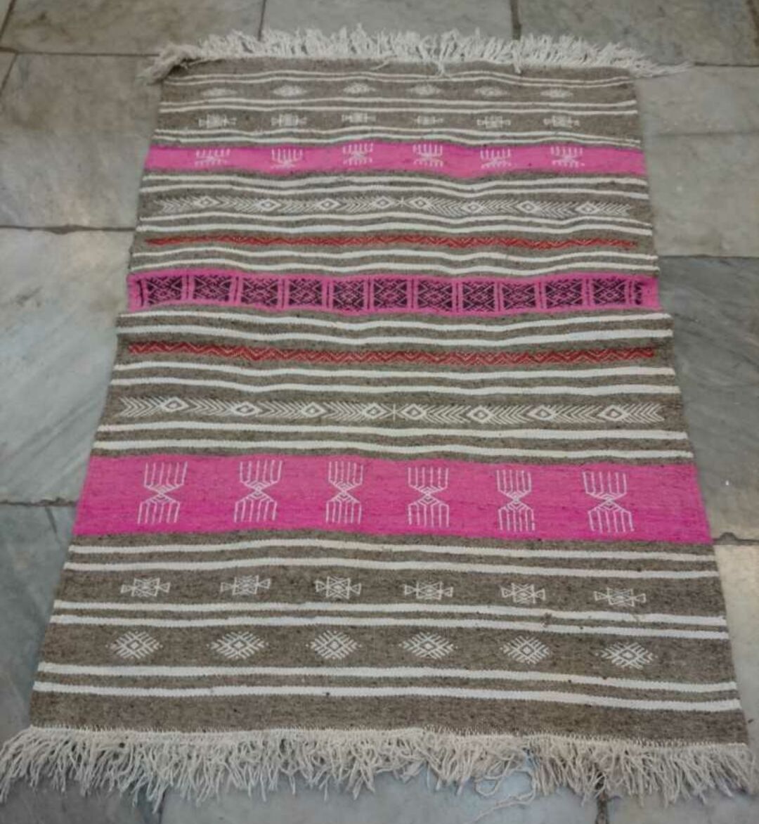 Grey and pink kilim carpet handmade 70x100cm