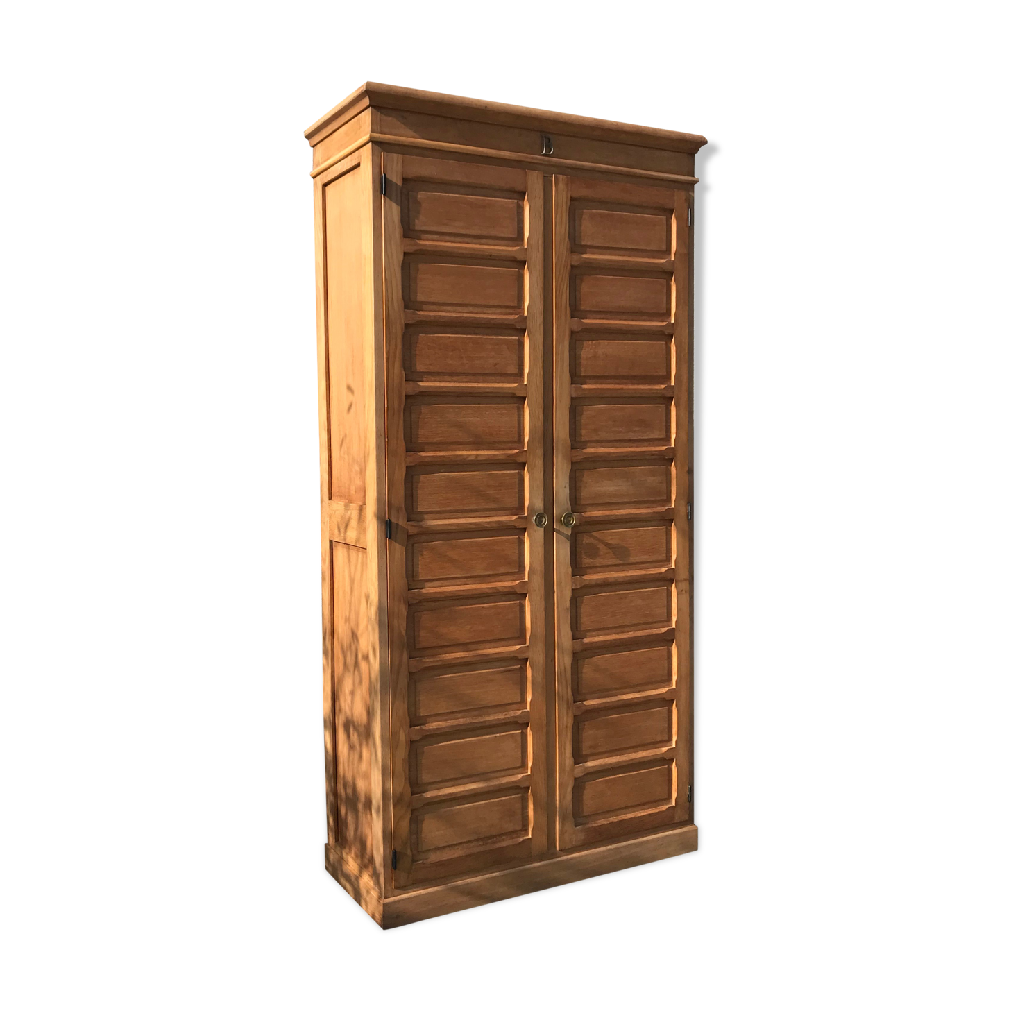 Vintage 1940 oak cabinet