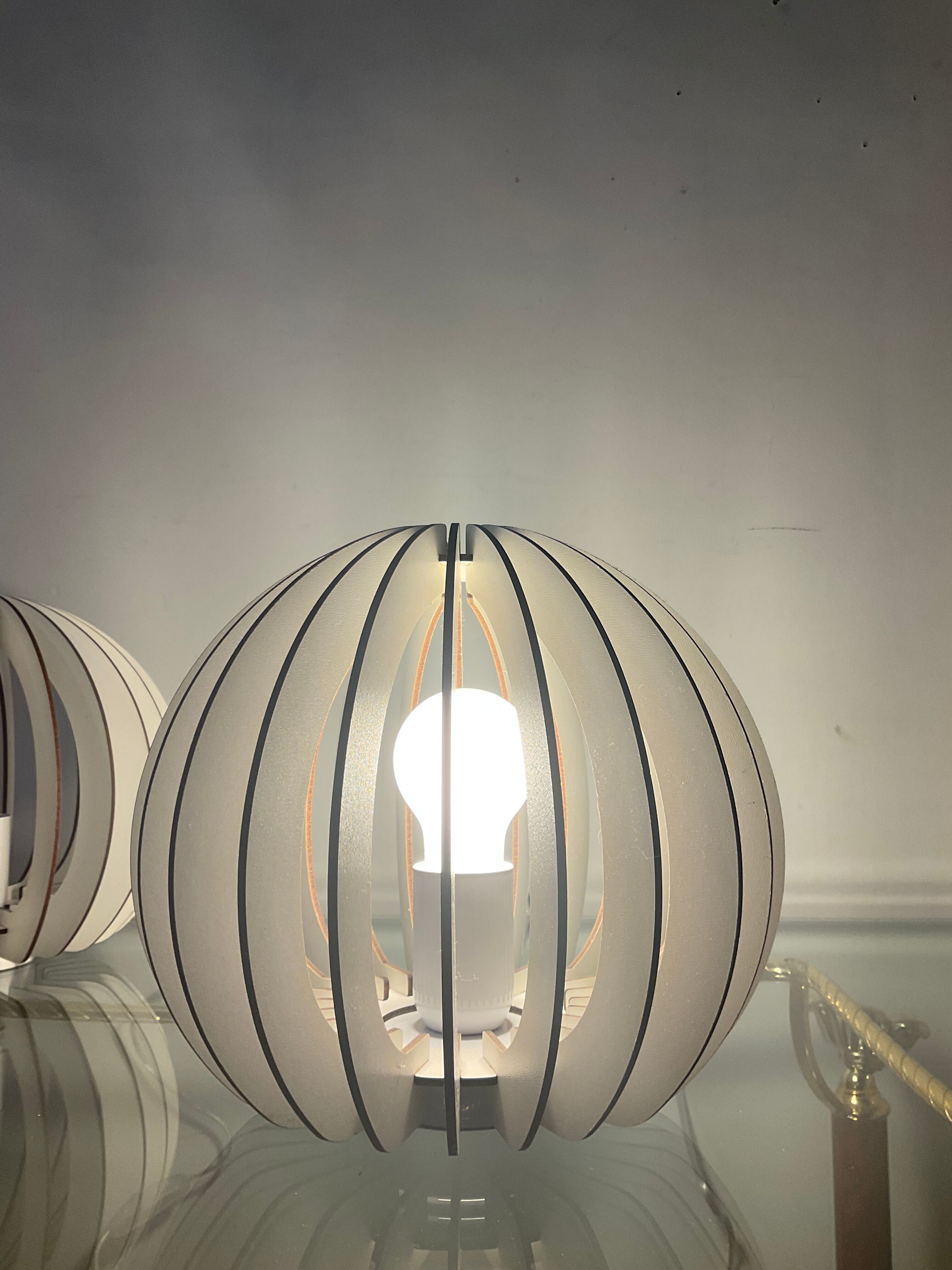 Pair of wooden design lamps