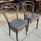 Pair of Thonet 214 chairs