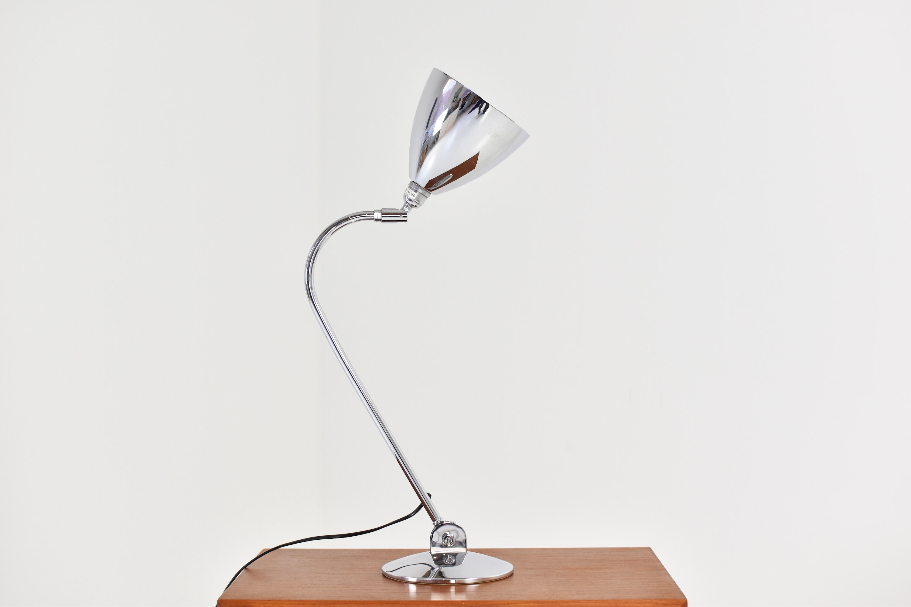 Lampe de bureau chromée du Royaume-Uni des années 1960