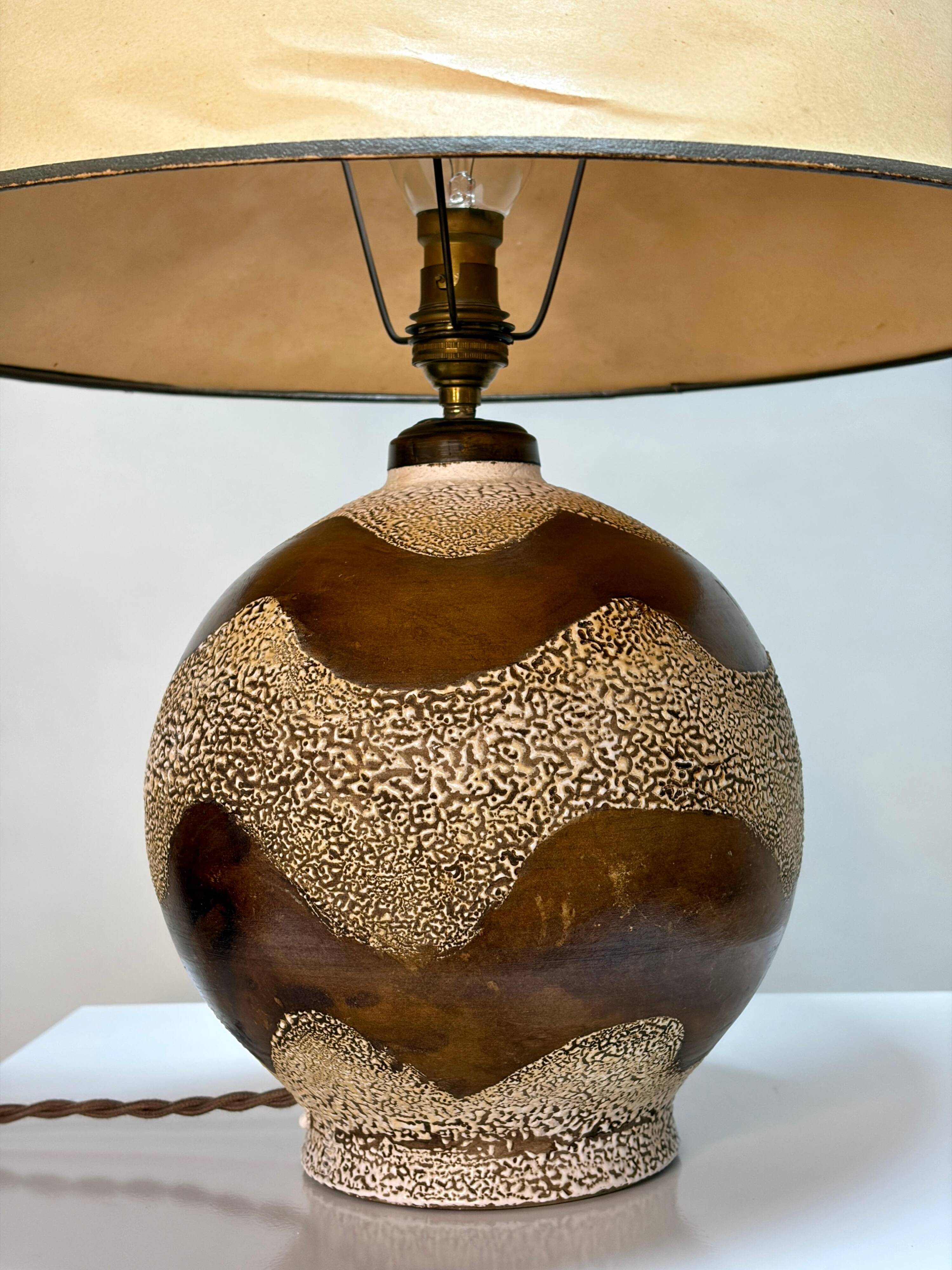 Art Deco table lamp attributed to Jean Besnard, ceramic, France, 1935