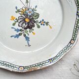 Ancienne Assiette Faïence Française XVIIIème NEVERS motif fleuri