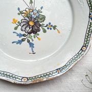 Ancienne Assiette Faïence Française XVIIIème NEVERS motif fleuri