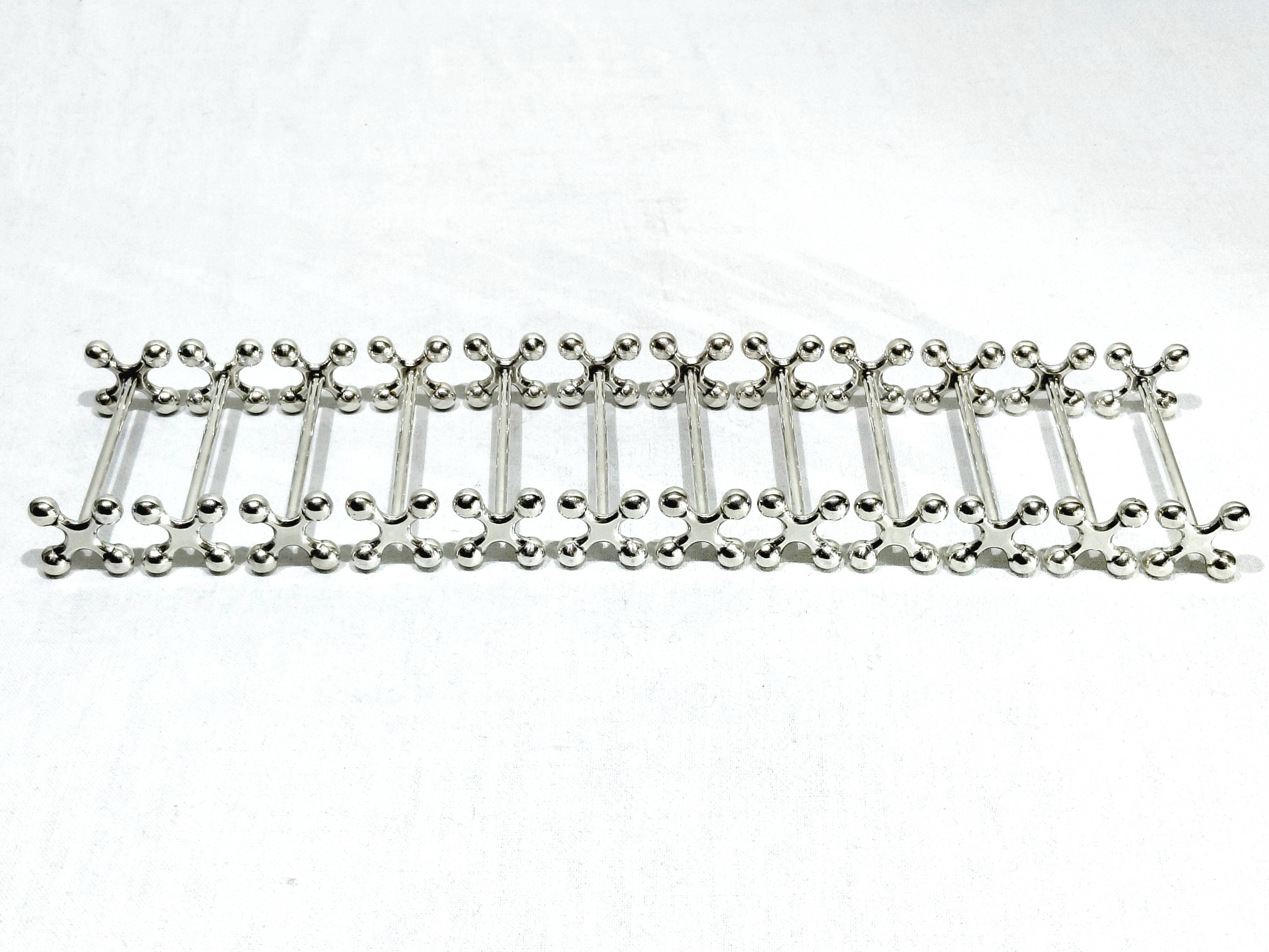Christofle - 12 ball knife rests