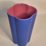 90s vase