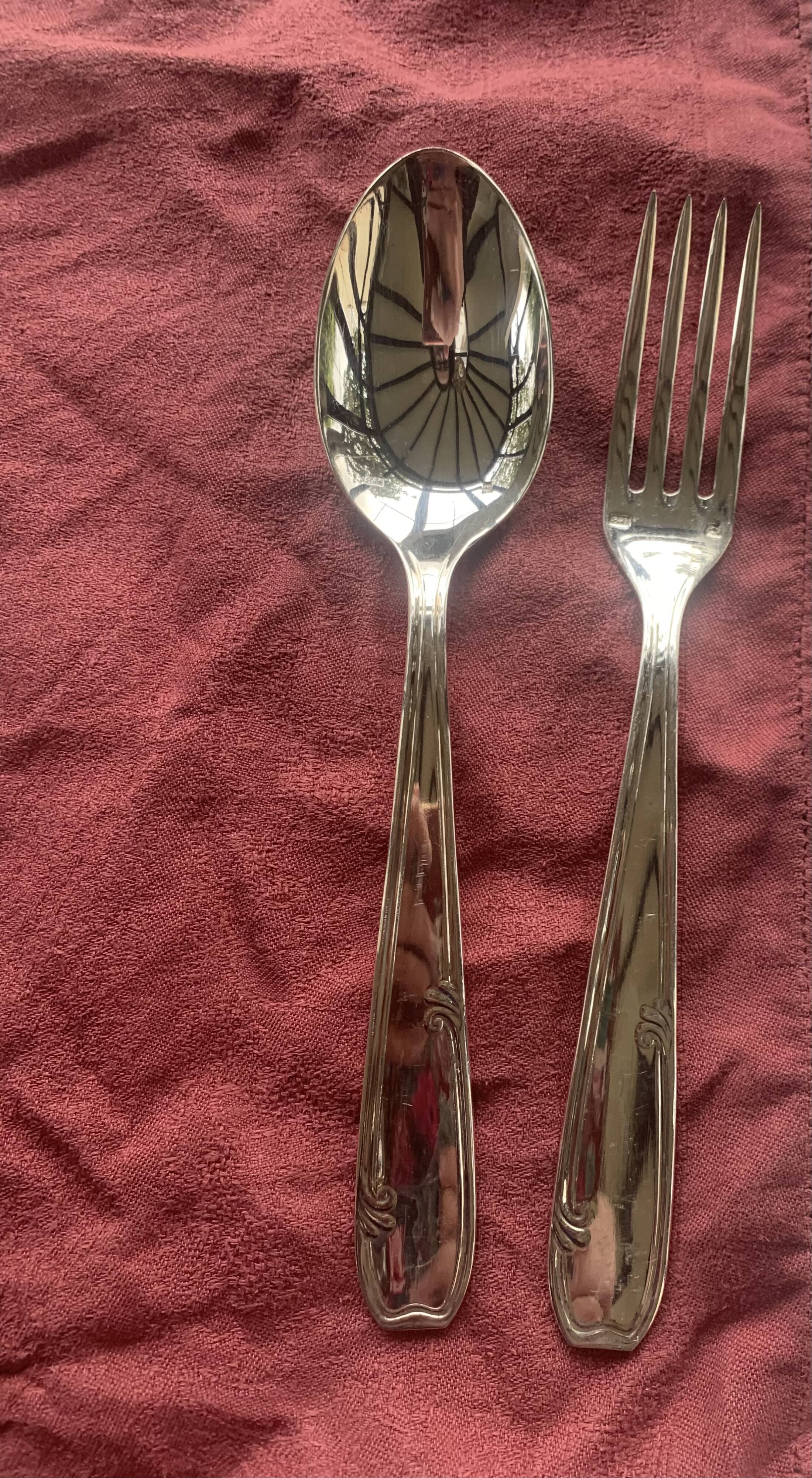 Set of 12 cutlery, 6 soup spoons and 6 forks in silver-plated metal, hallmark 84 and hallmark