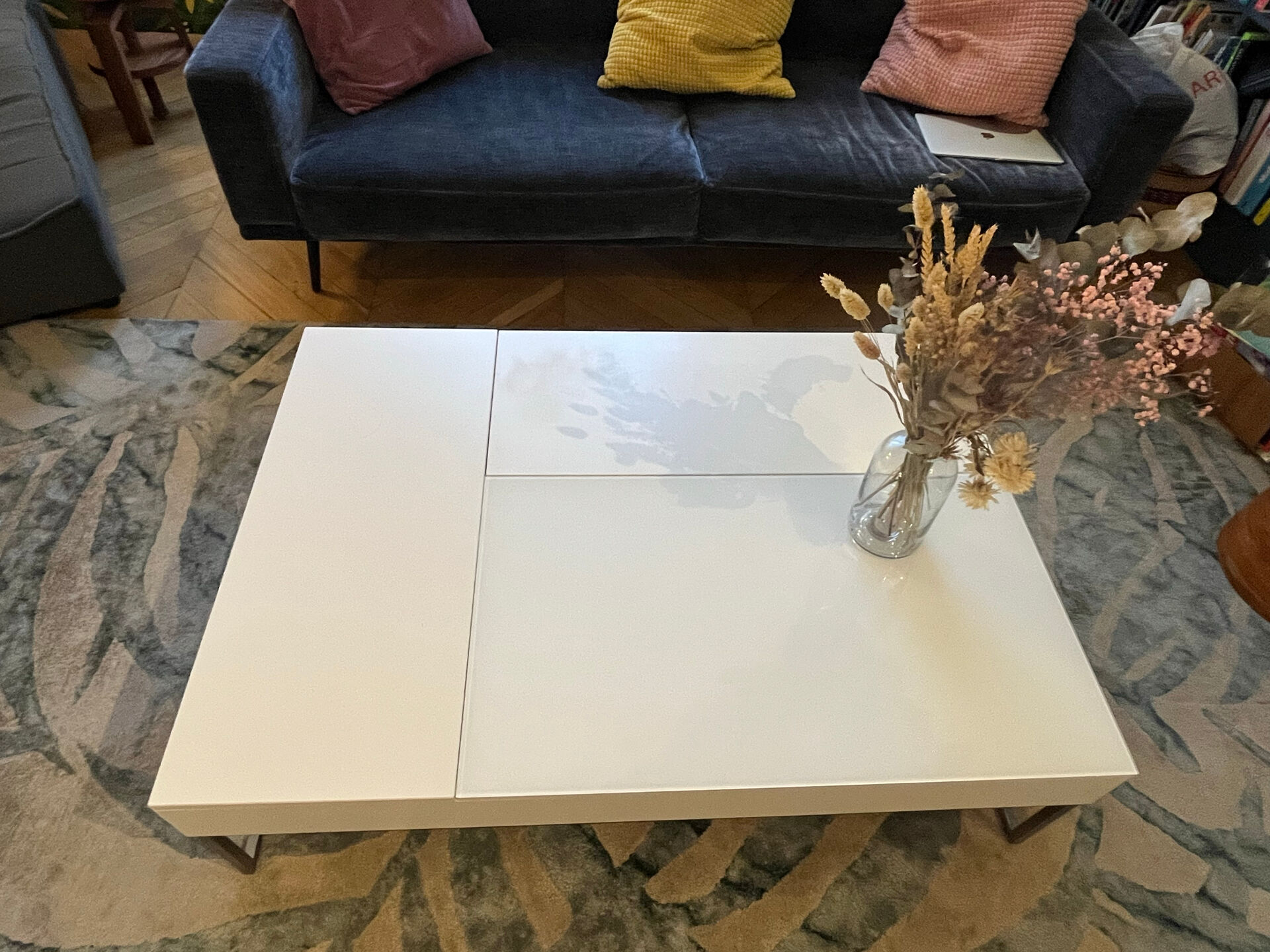 White Chiva coffee table from Bo Concept