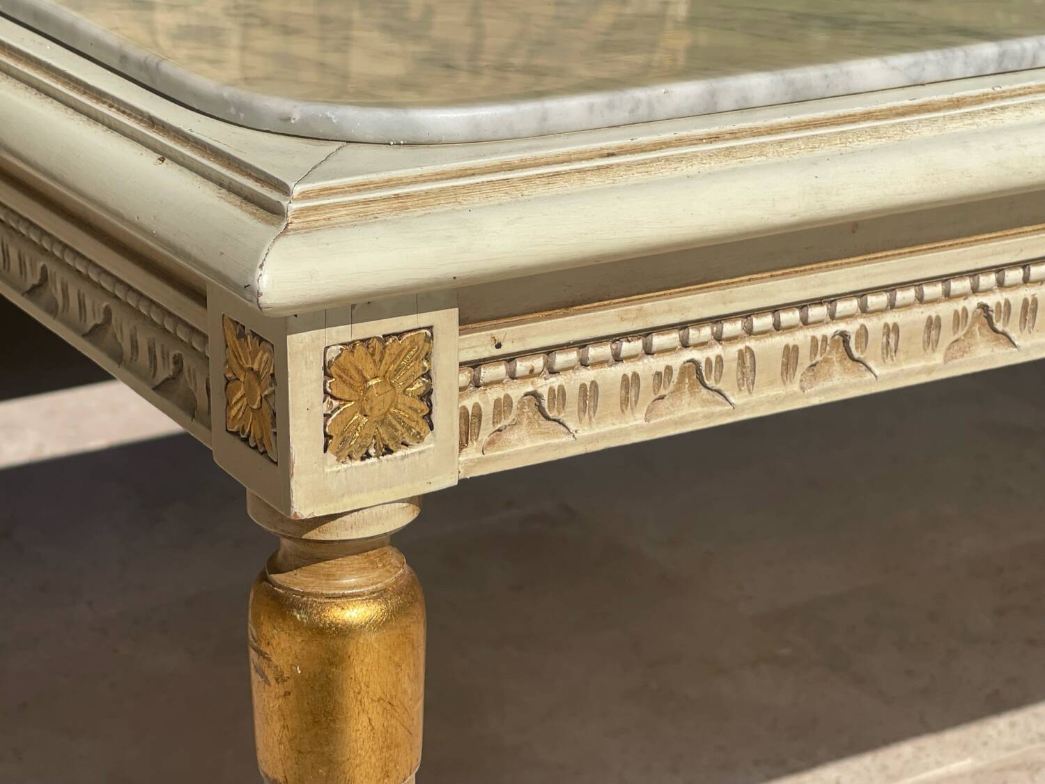 Louis XVI Style Living Room - 4 rooms
