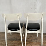 Series of 4 white and black Scandinavian chairs Ingrid from Stella 1960.