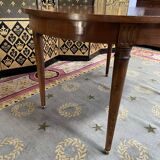 Table à manger ovale style Louis XVI signée « André Jules Décoration Versailles »