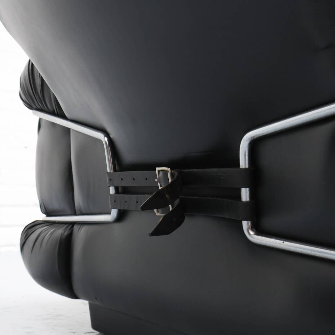 Fauteuil Pompon italien par Ceriotti 1970