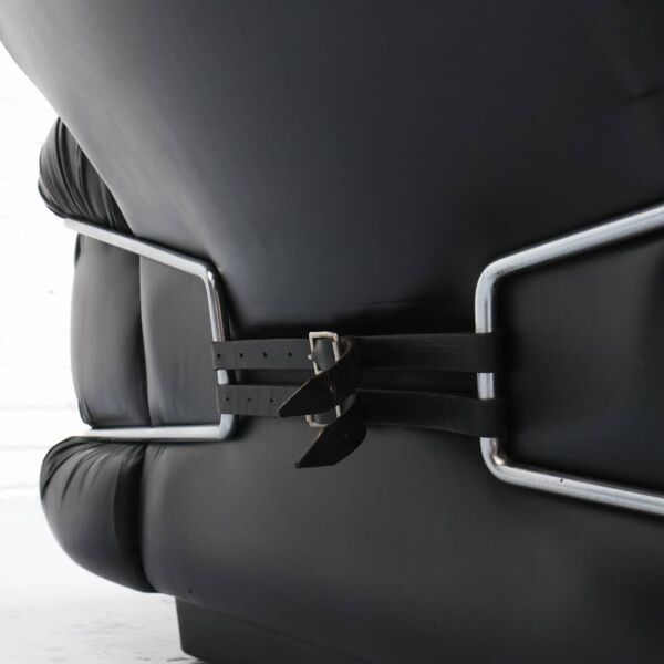 Fauteuil Pompon italien par Ceriotti 1970
