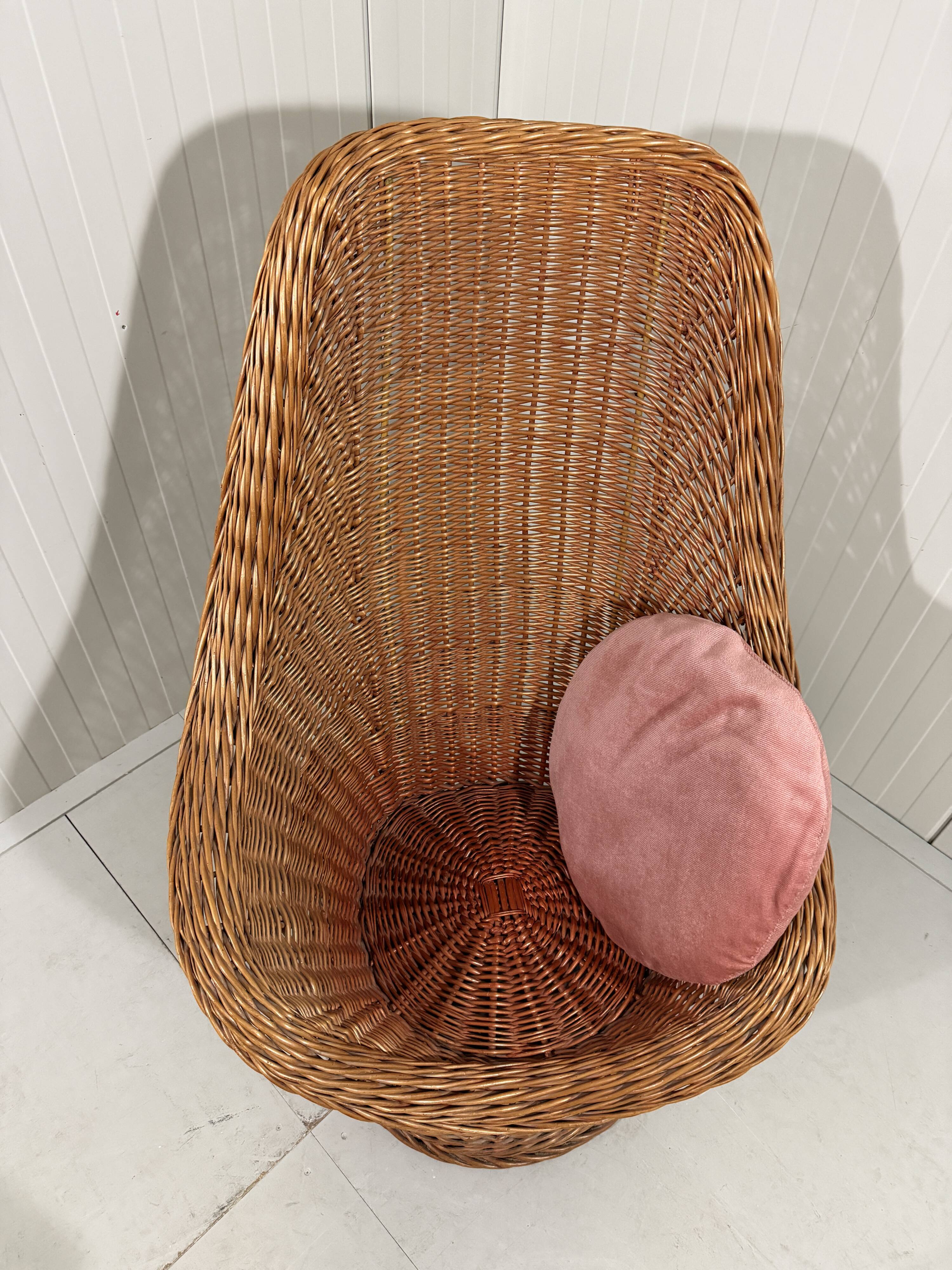 Vintage wicker chair 1970's