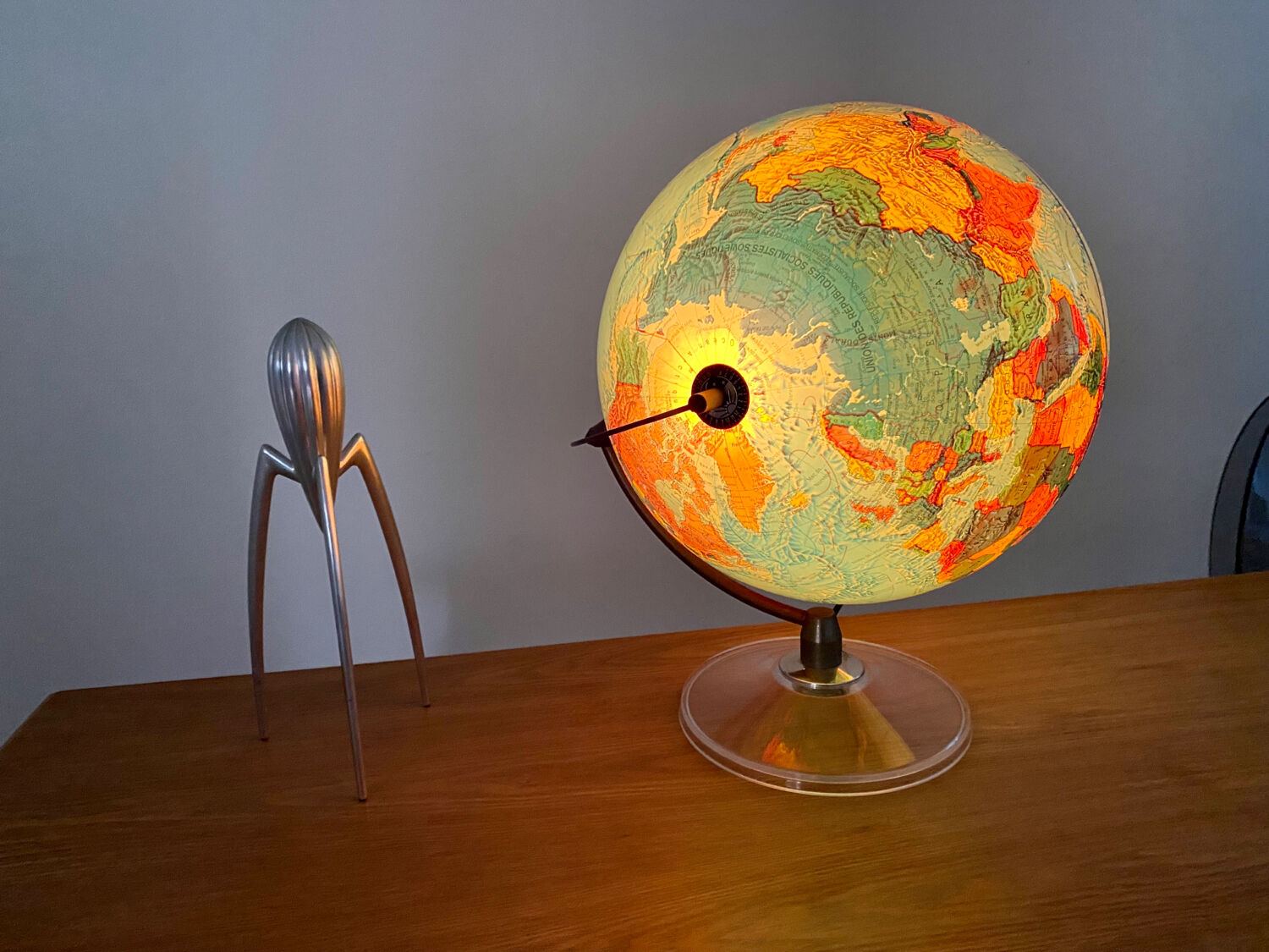 World map lamp Scan-globe Denmark vintage 1972 swivel & tiltable