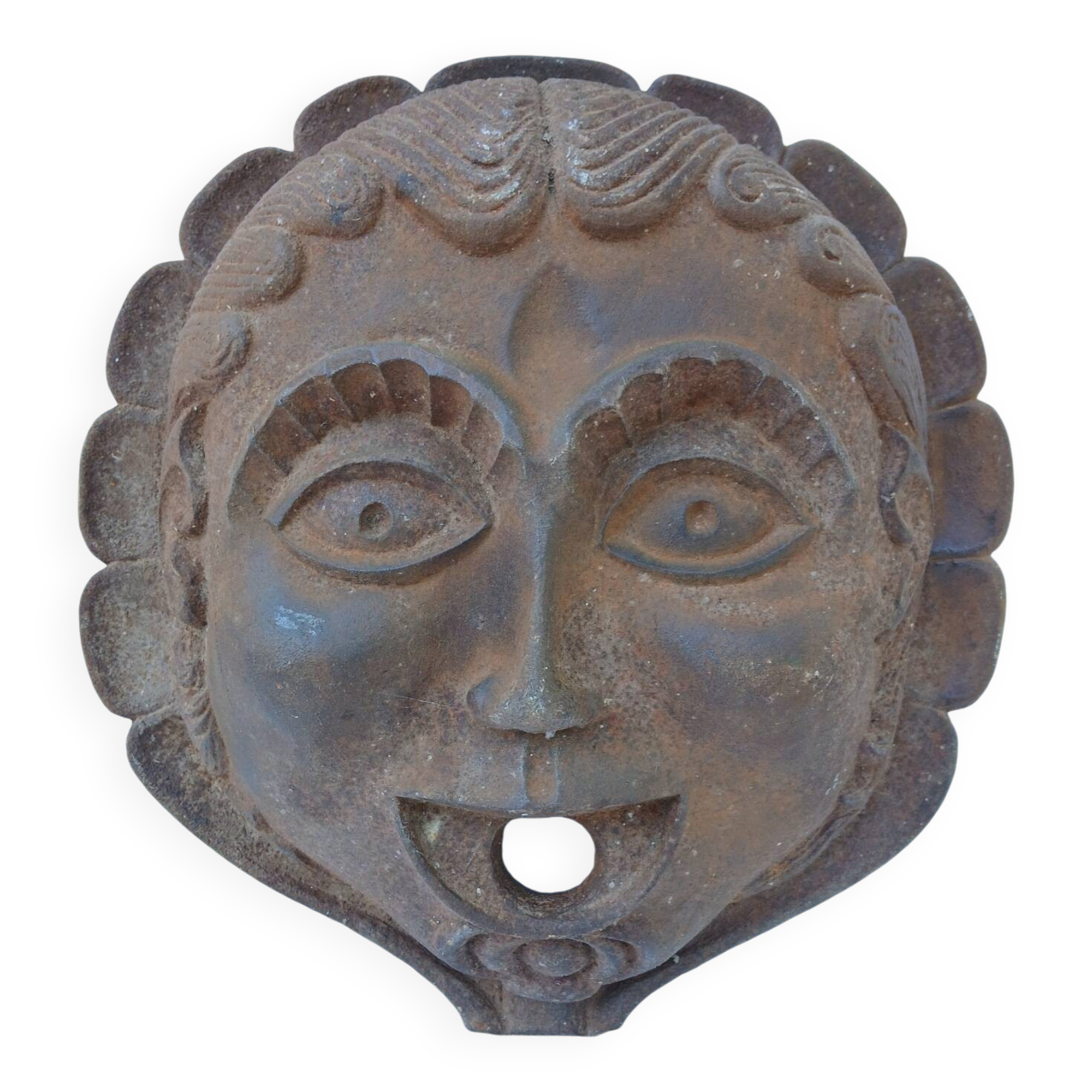 Cast iron face mask mascaron