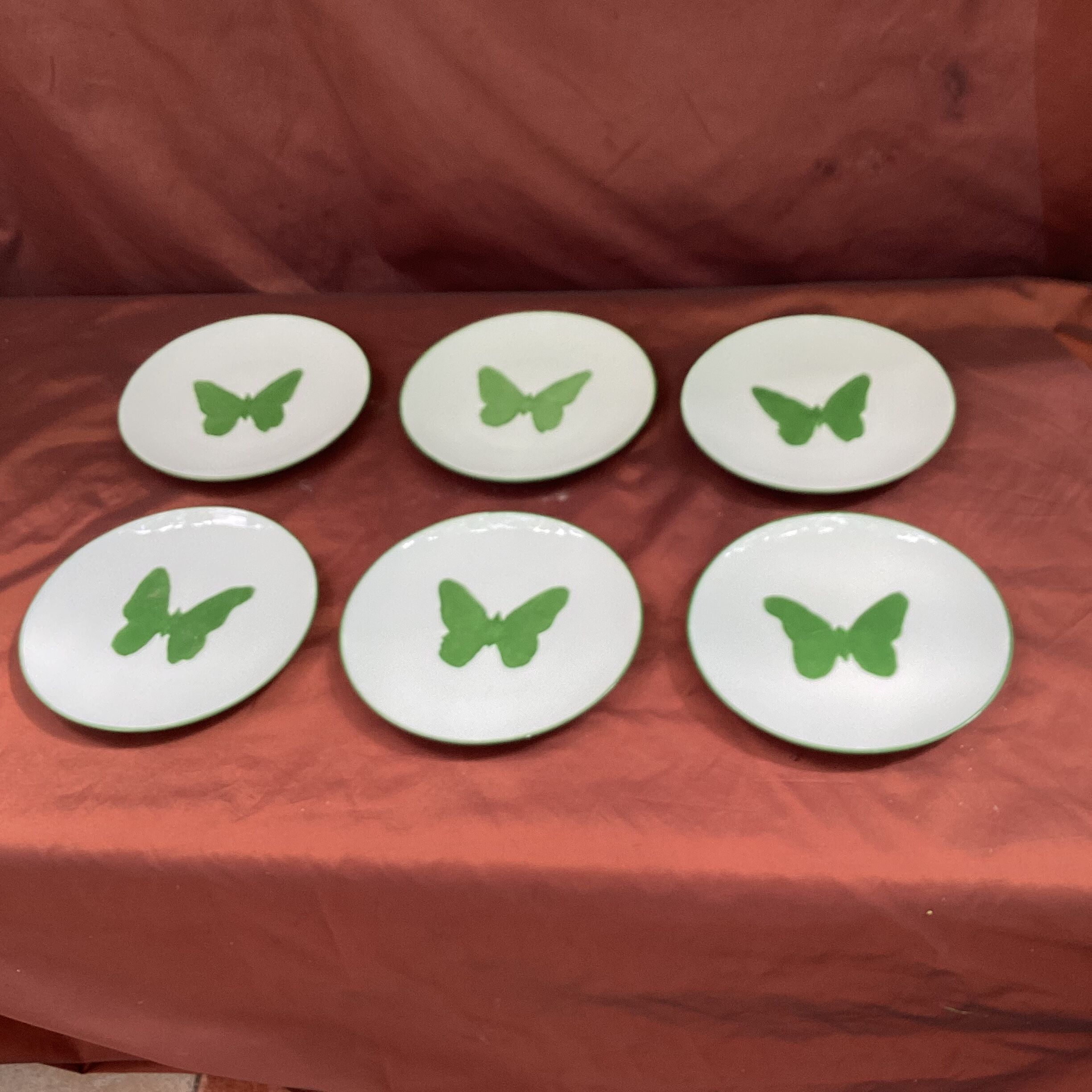 Set of six plates dish dessert in Limoges porcelain dimension: diameter -18,5cm-
