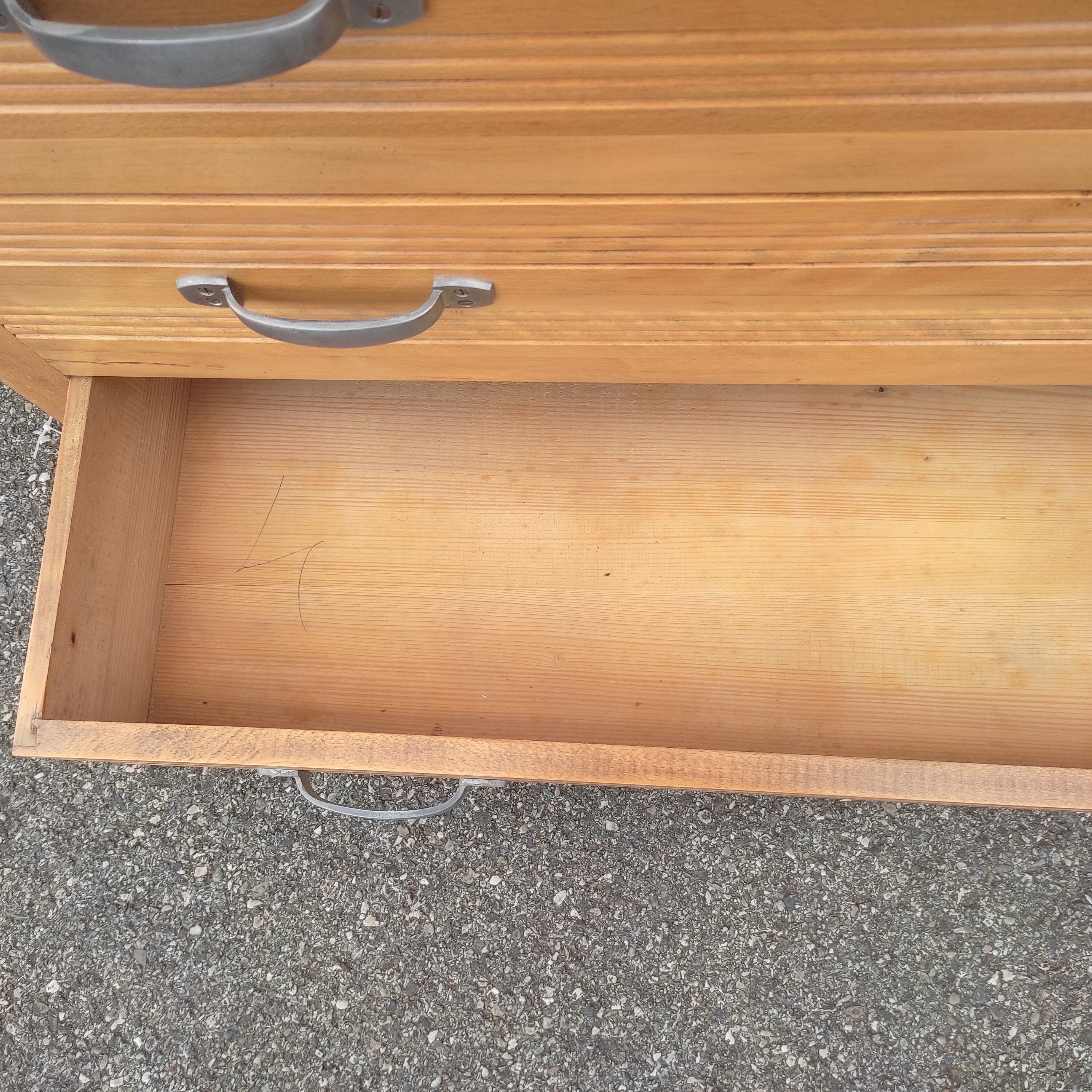 Vintage chest of drawers