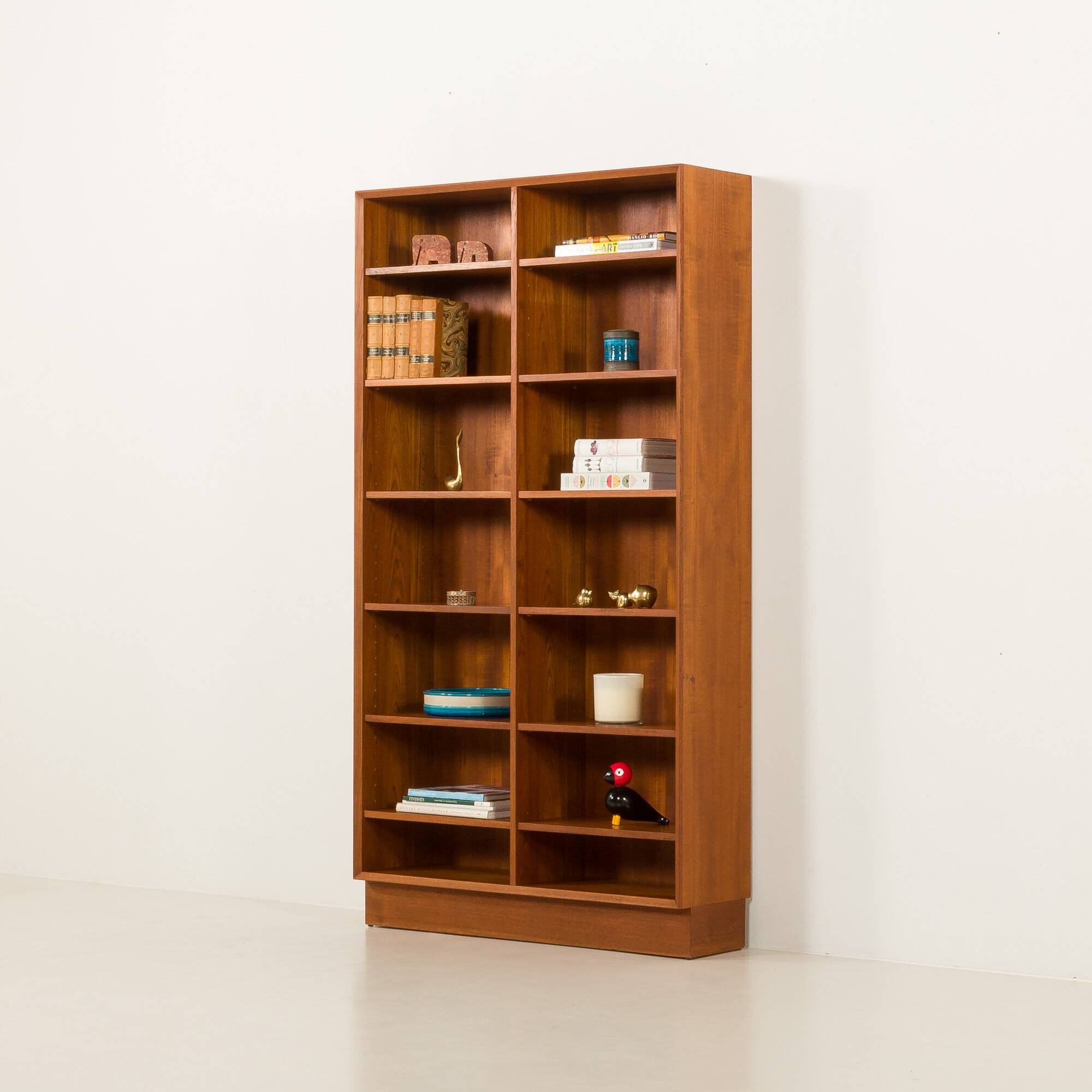 Danish vintage teak bookcase by Brourer Mobelfabrik, 1970s