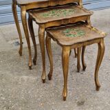 Venetian nesting table