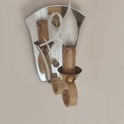 Single-light wall sconce in brass and metal with engraved mirror plate - 1950s