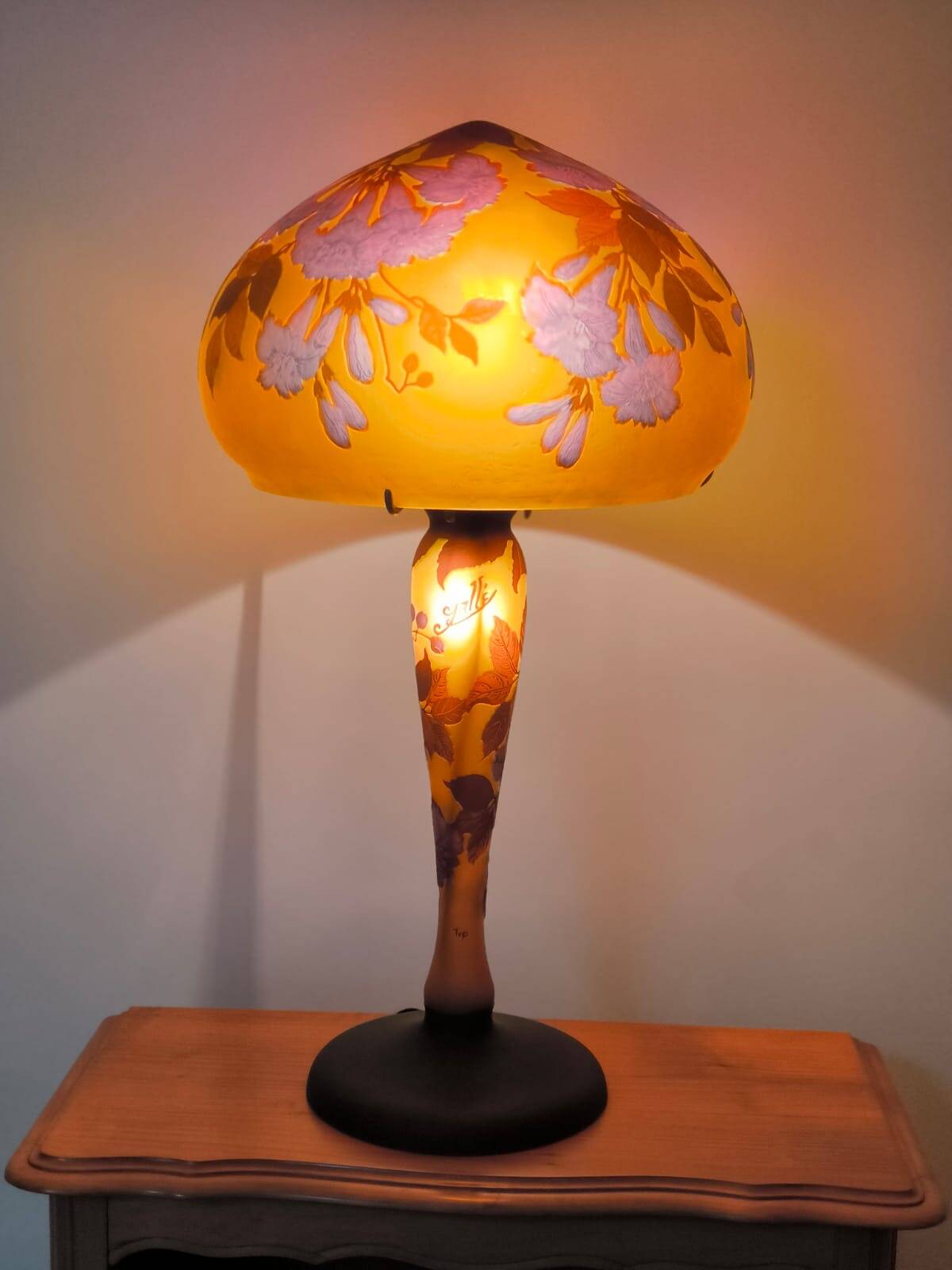 Superb Emile Gallé lamp Tip