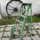 Escabeau d'artiste ancien patiné