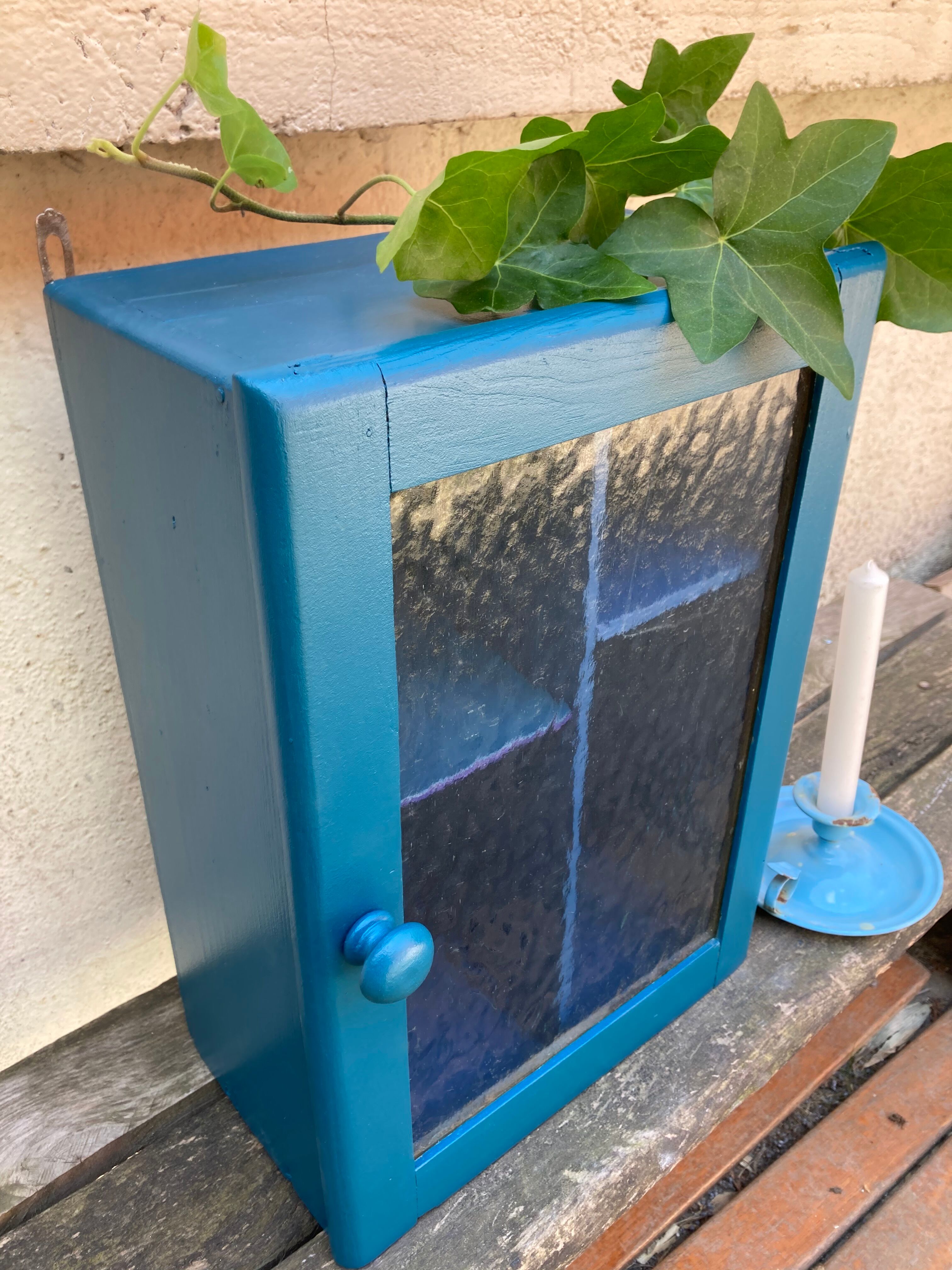 Glazed medicine cabinet