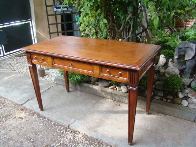 Vintage Louis XVI desk