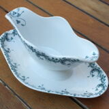 Gravy boat en Terre de Fer Saint Amand and Hamage model Byzantine