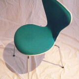 Chair Mod.  3107 Turquoise fabric design Jacobsen, Fritz hansen edition