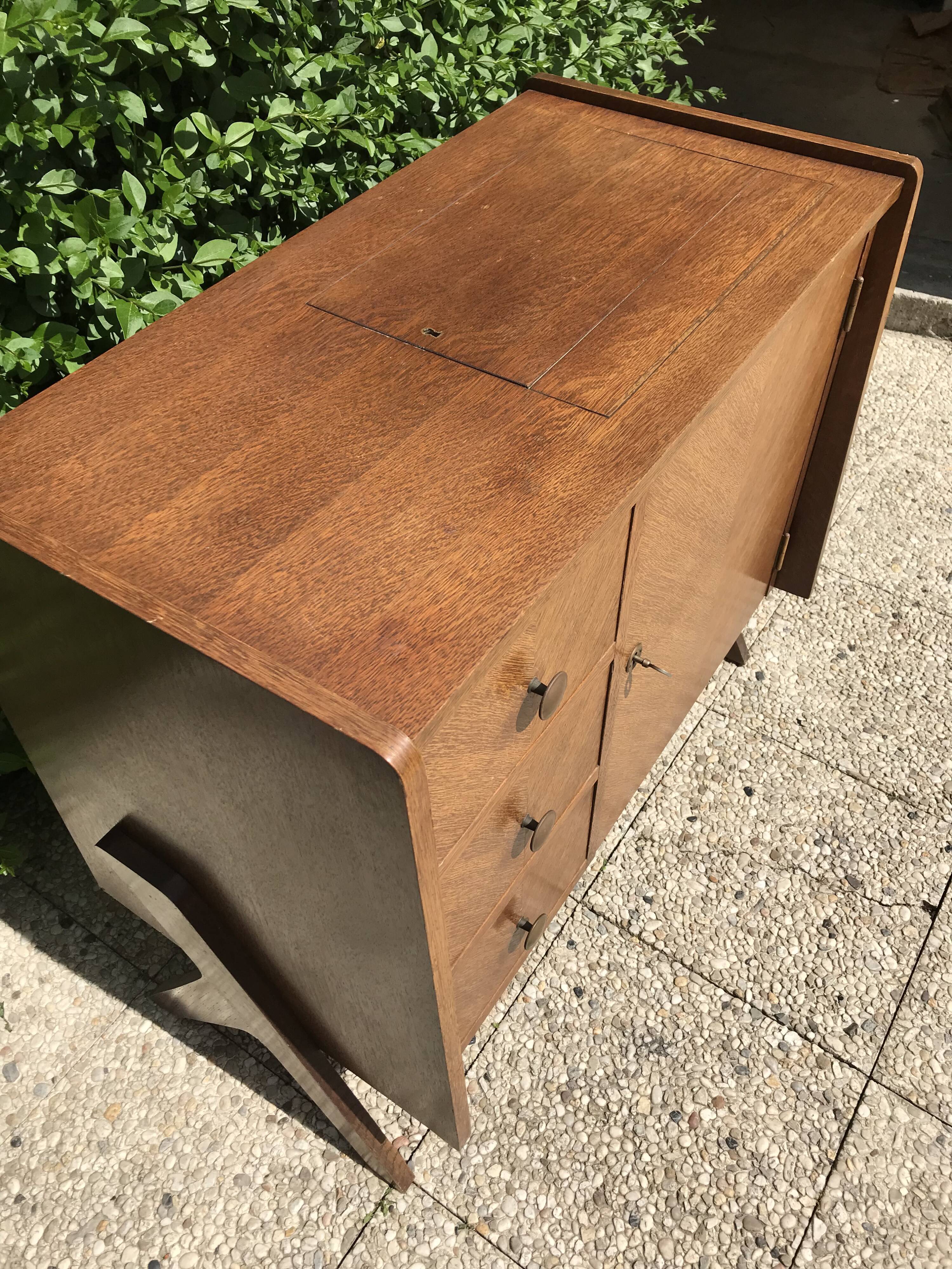 Commode vintage