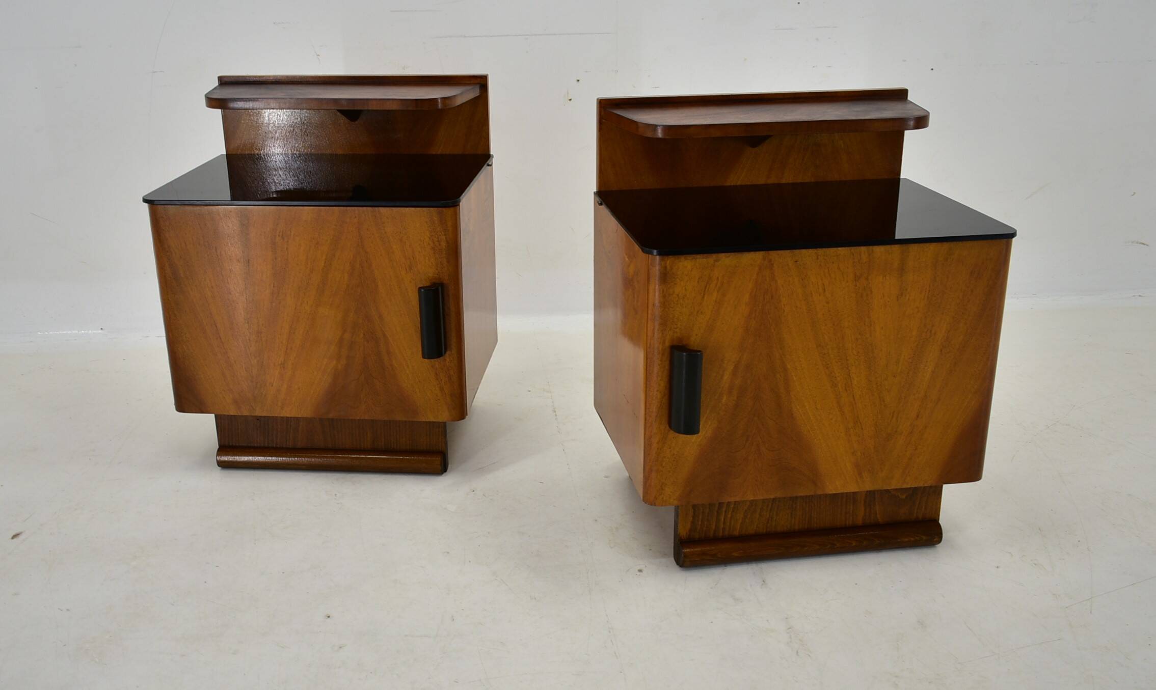 Pair of Midcentury Czechoslovakian Bedside Tables, 1940s