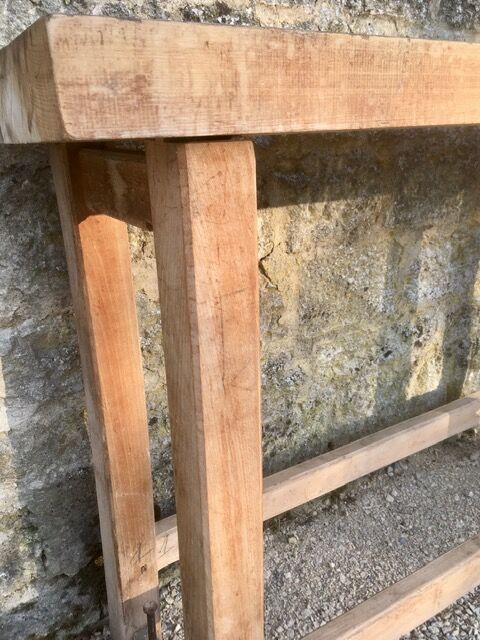 Solid wood carver's workbench