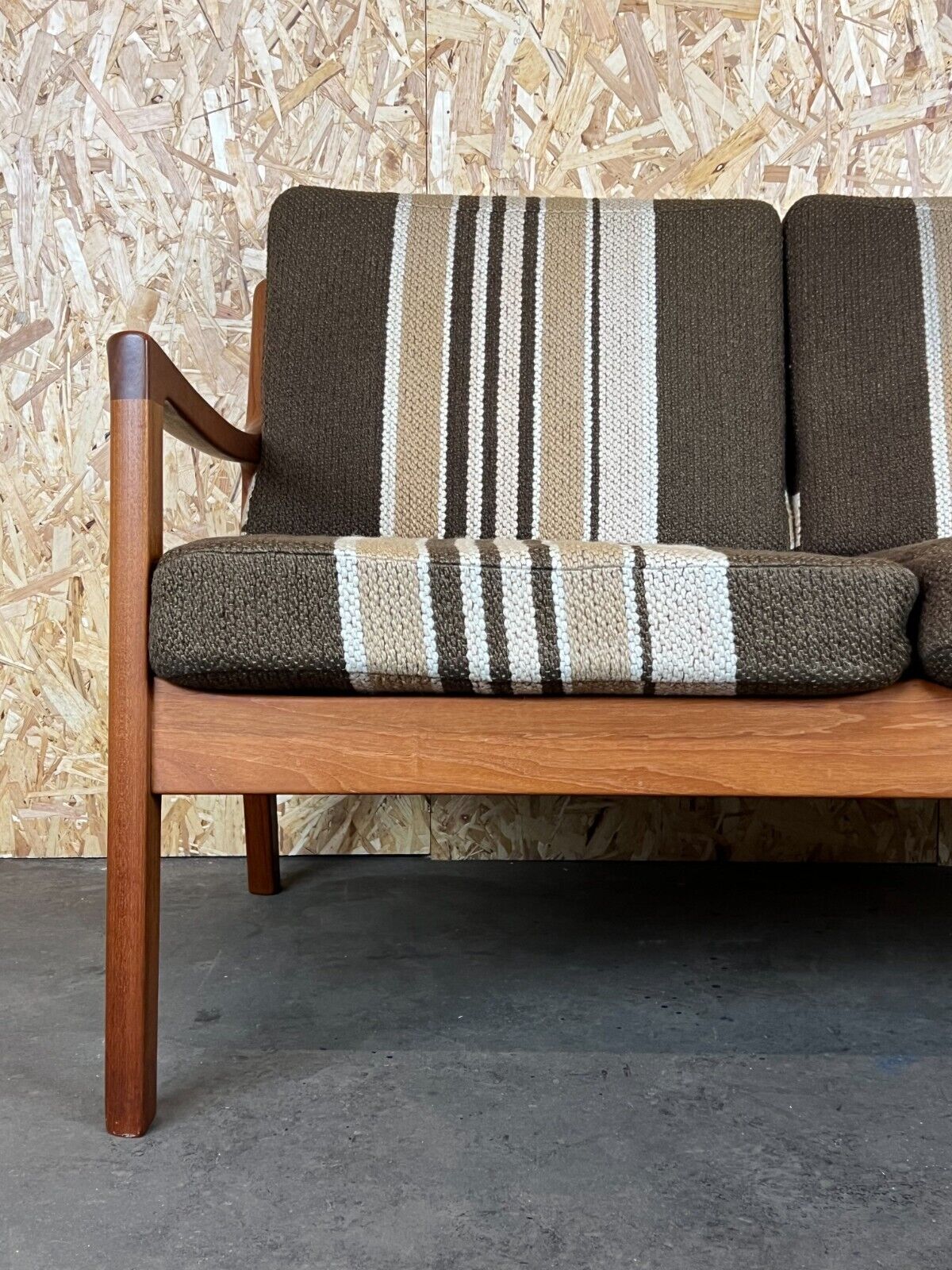 Two-seater canapé by Ole Wanscher, Cado, France & its Danish design, 60s 70s teak.