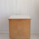 Table de chevet