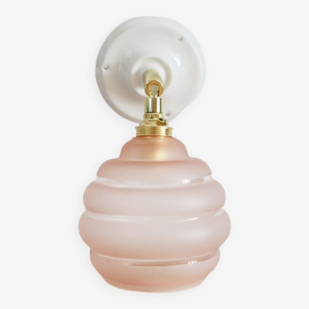 Pink opaline wall lamp