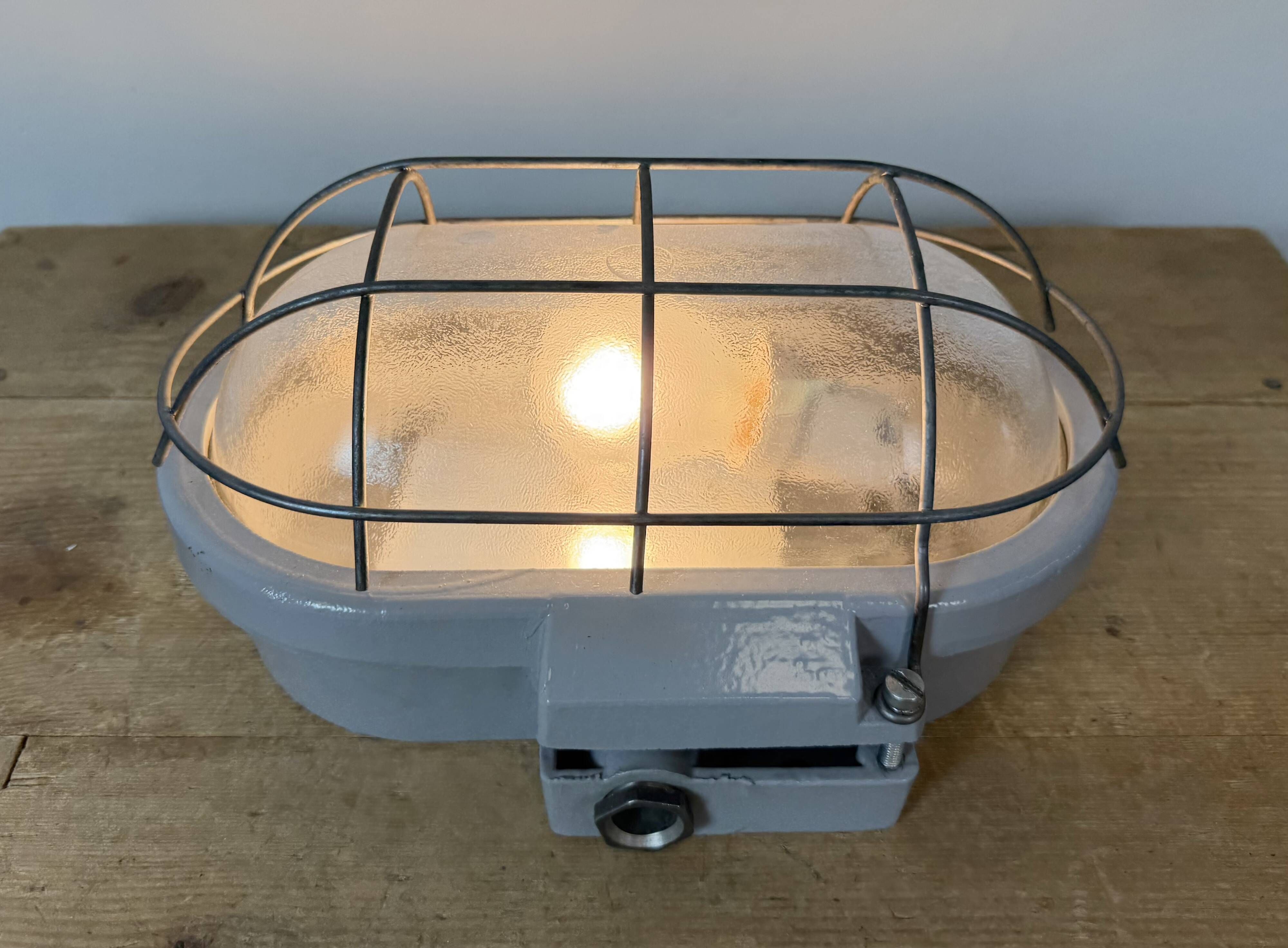 Grey Industrial Cast Aluminium Wall Light, 1970s