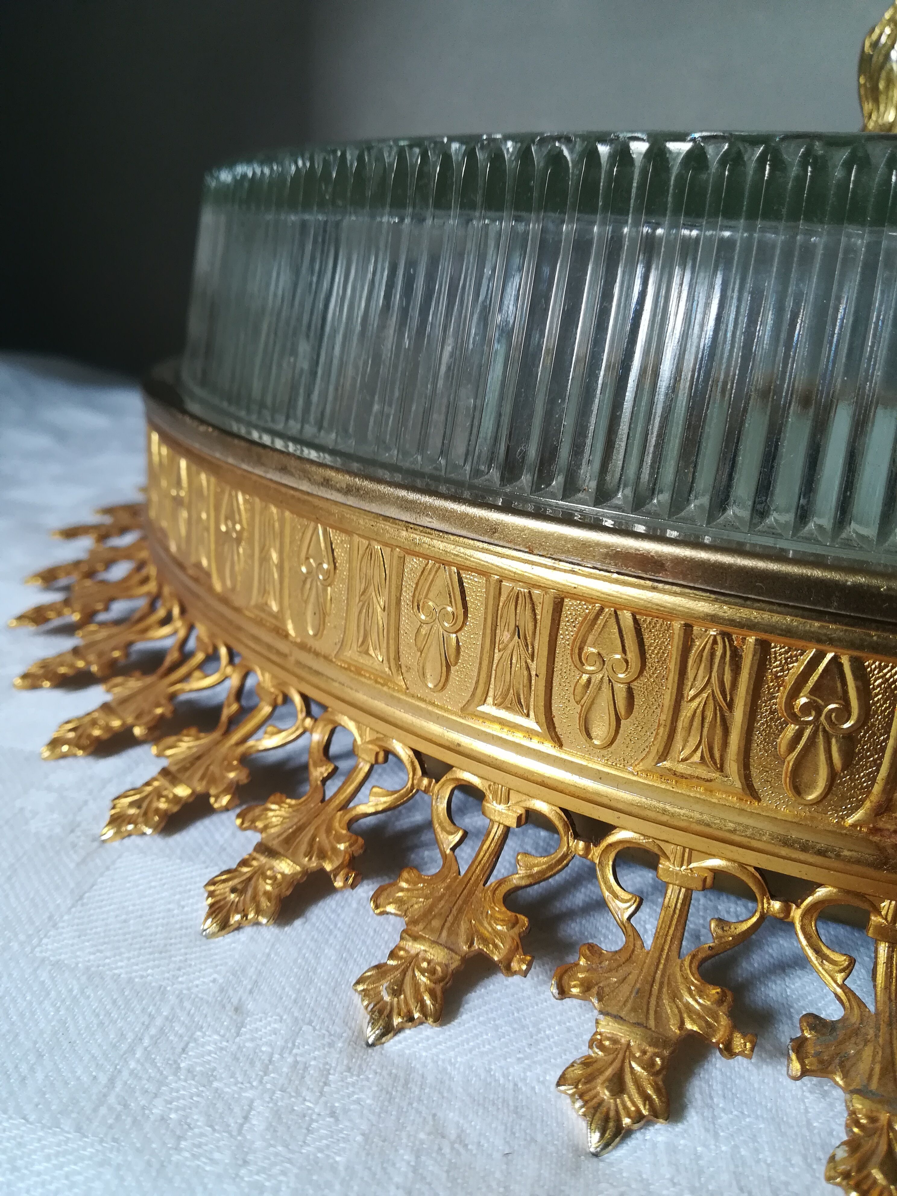 Double chiseled glass ceiling light