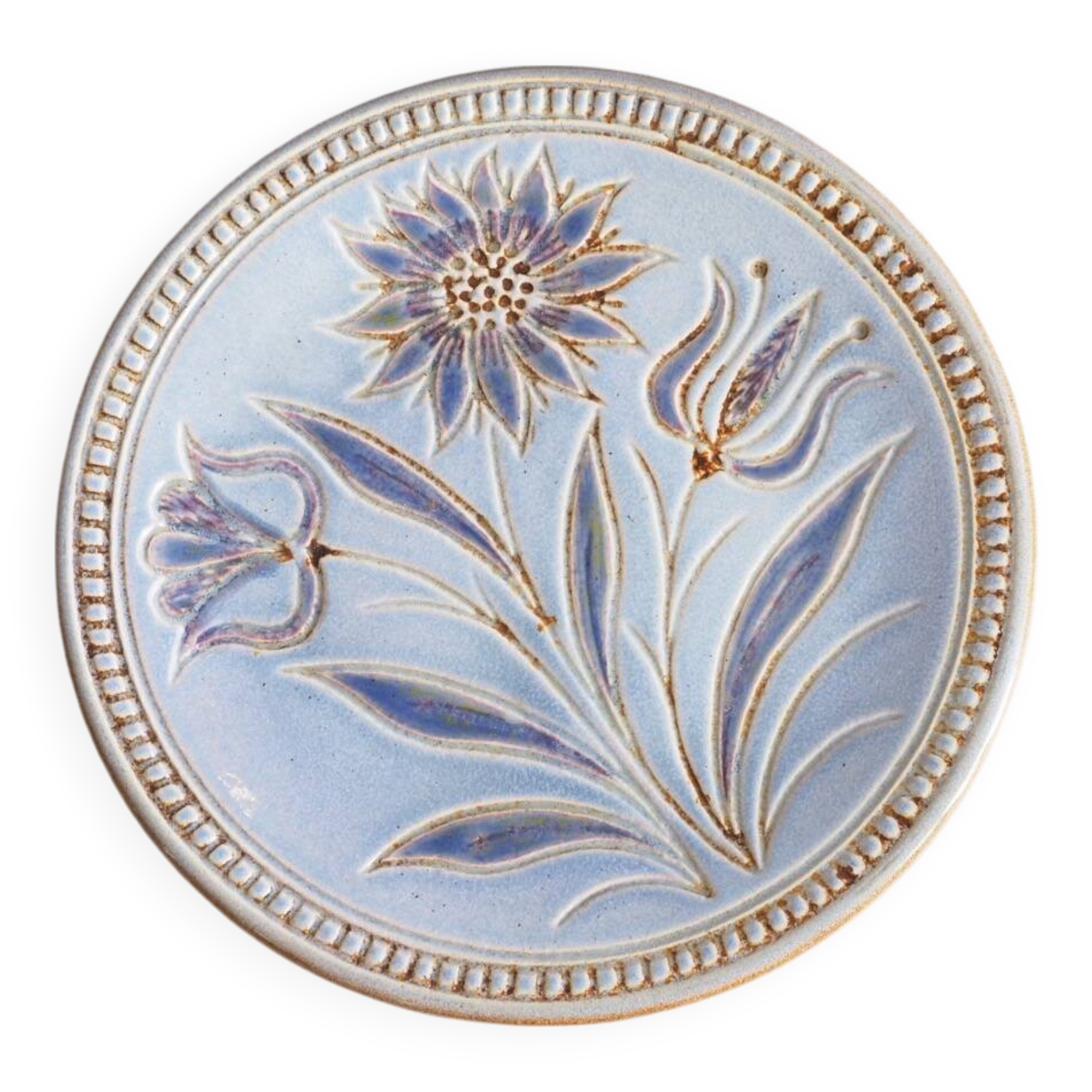 Decorative plate signed by the Poterie Perigordine, Jean Varoqueaux.