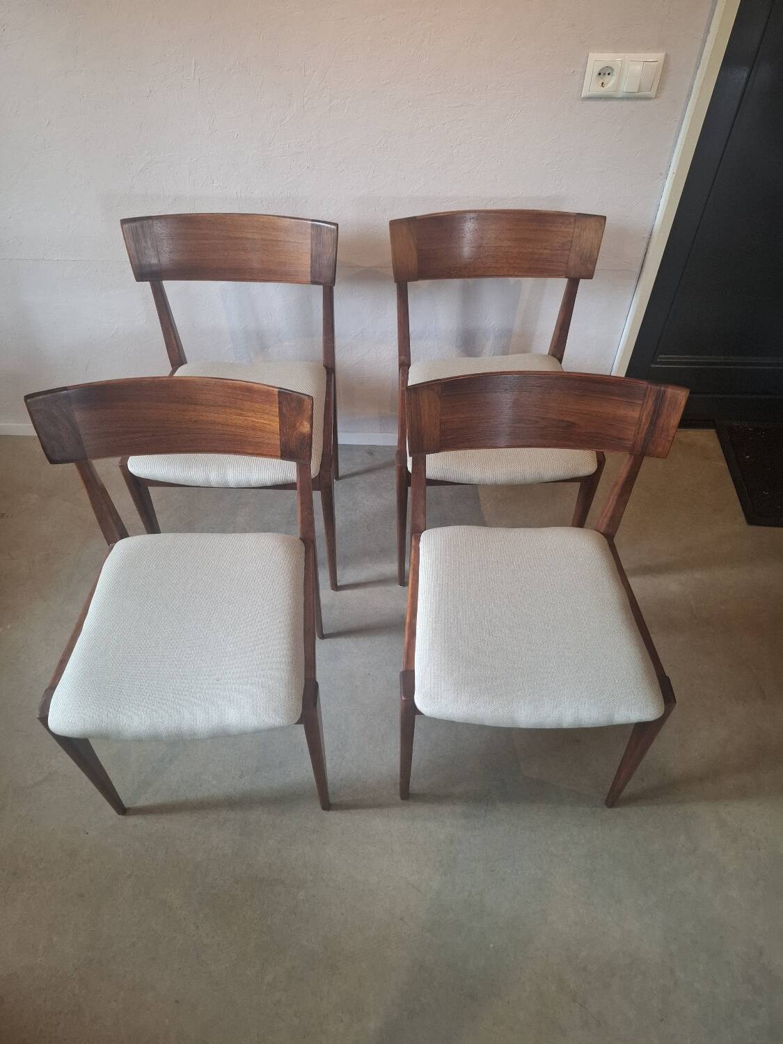 4 chaises awa louis van teeffelen